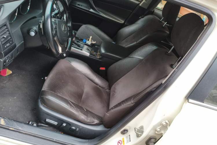 Used Toyota Reiz 2013 2.5V Shangrui Edition Left Front Seat