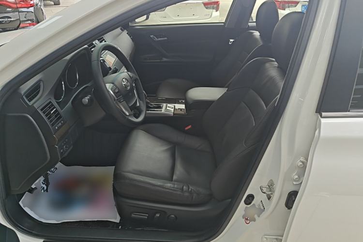 Used Toyota Reiz 2013 2.5V Elite Edition Left Front Seat