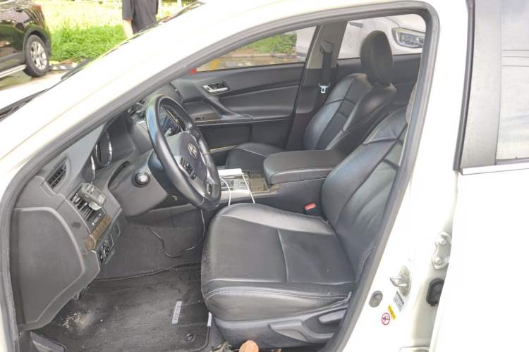 Used Toyota Reiz 2013 2.5S Elite Edition Left Front Seat