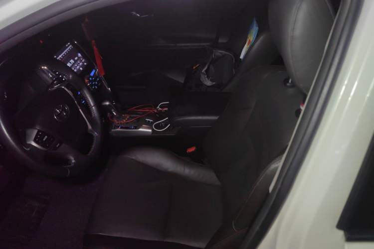 Used Toyota Reiz 2013 2.5V Elite Edition Left Front Seat