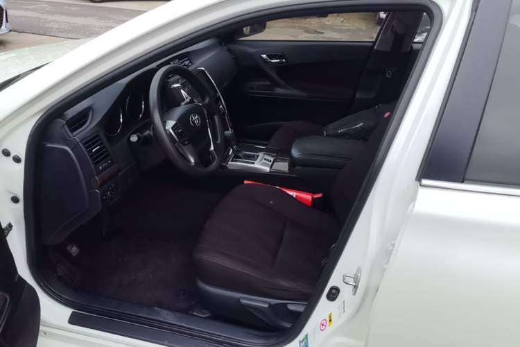 Used Toyota Reiz 2013 2.5S Elite Edition Left Front Seat