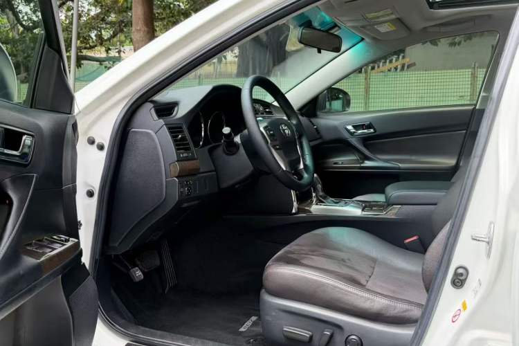 Used Toyota Reiz 2013 2.5V Shangrui Edition Left Front Seat