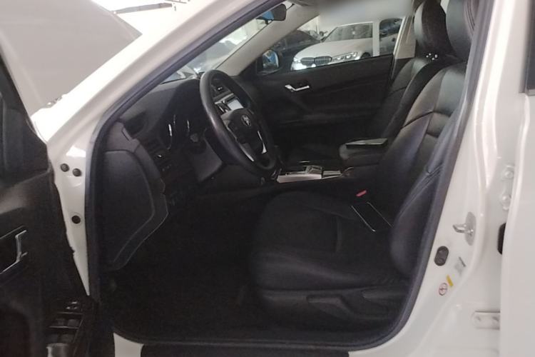 Used Toyota Reiz 2013 2.5S Elite Edition Left Front Seat