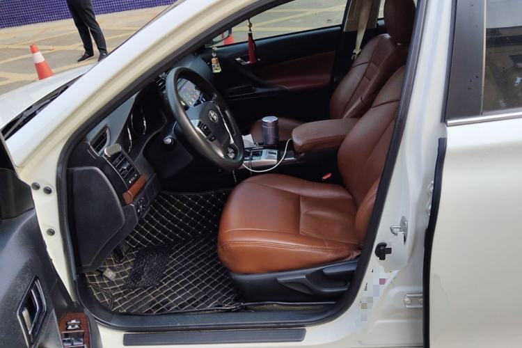 Used Toyota Reiz 2013 2.5S Elite Edition Left Front Seat