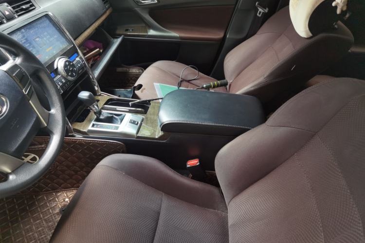 Used Toyota Reiz 2013 2.5S Elite Edition Left Front Seat
