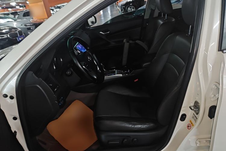 Used Toyota Reiz 2013 2.5V Elite Edition Left Front Seat