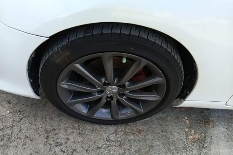 Used Toyota Reiz 2013 2.5V Elite Edition Left Front Wheel Hub