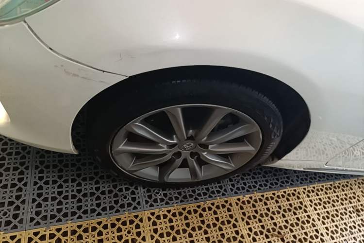 Used Toyota Reiz 2013 2.5V Shangrui Edition Left Front Wheel Hub