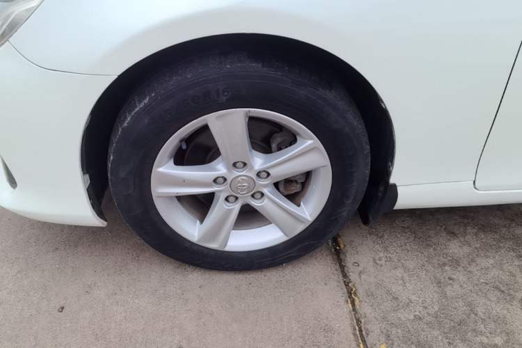 Used Toyota Reiz 2013 2.5S Elite Edition Left Front Wheel Hub