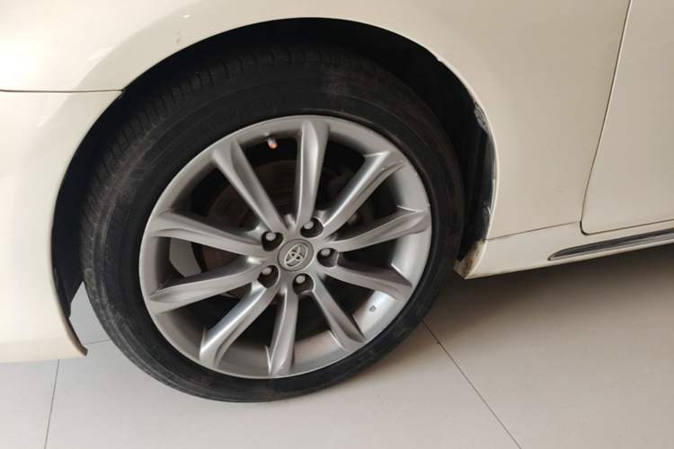 Used Toyota Reiz 2013 2.5V Shangrui Edition Left Front Wheel Hub