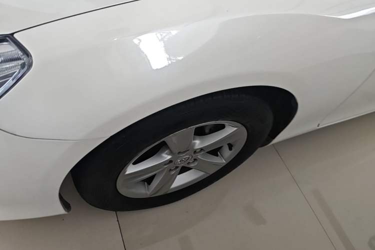 Used Toyota Reiz 2013 2.5S Elite Edition Left Front Wheel Hub