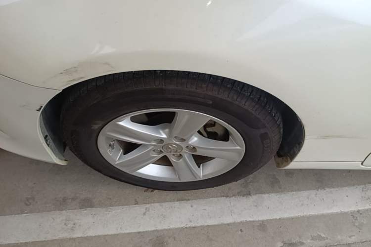 Used Toyota Reiz 2013 2.5S Elite Edition Left Front Wheel Hub