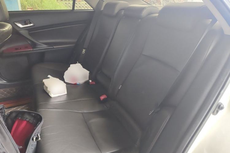 Used Toyota Reiz 2013 2.5V Elite Edition Left Rear Seat