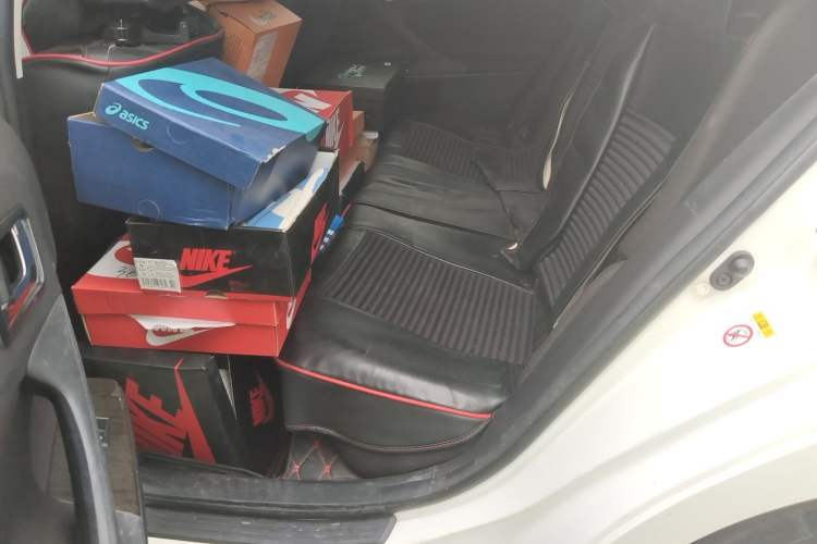 Used Toyota Reiz 2013 2.5S Elite Edition Left Rear Seat