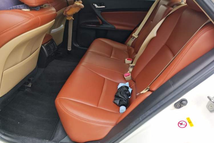 Used Toyota Reiz 2013 2.5S Elite Edition Left Rear Seat