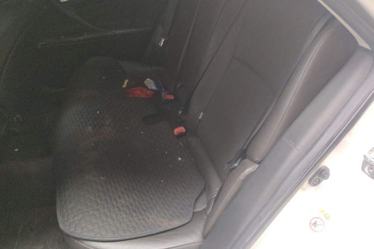 Used Toyota Reiz 2013 2.5V Elite Edition Left Rear Seat