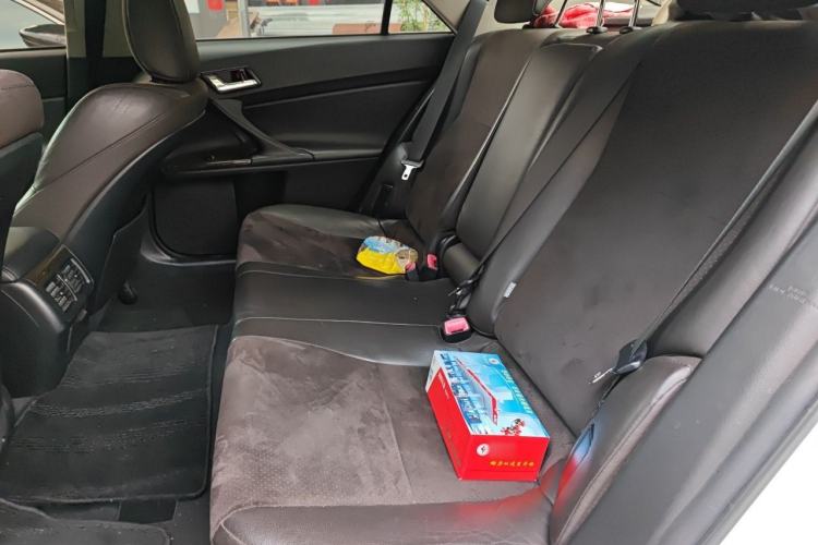Used Toyota Reiz 2013 2.5V Shangrui Edition Left Rear Seat
