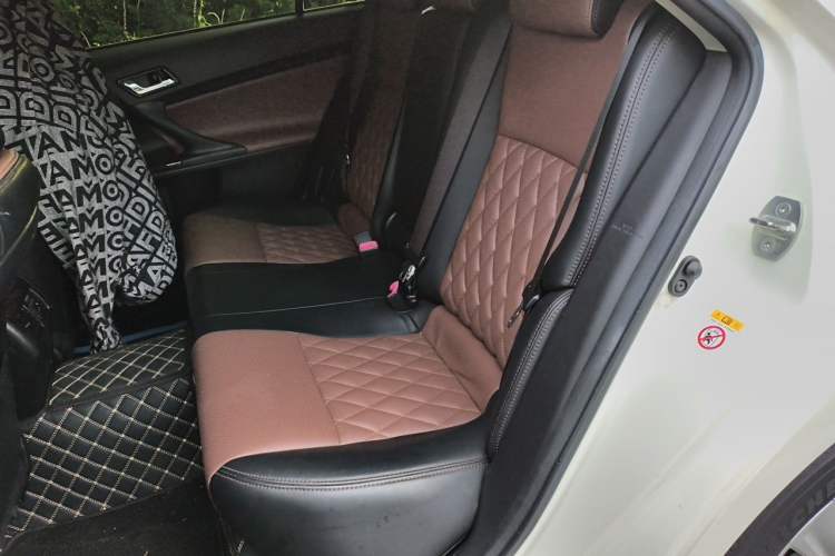 Used Toyota Reiz 2013 2.5S Elite Edition Left Rear Seat