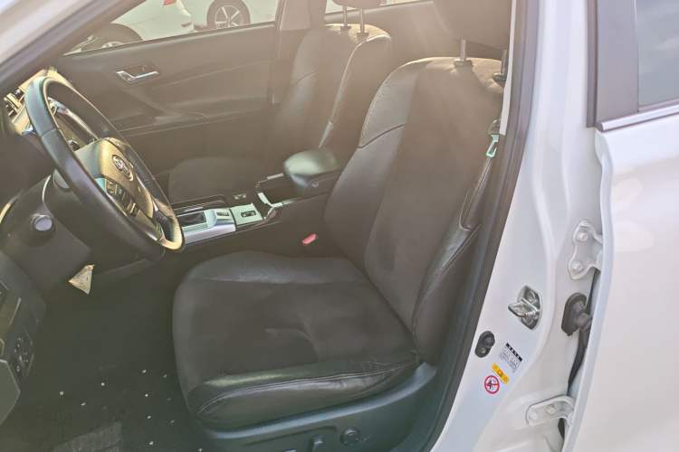 Used Toyota Reiz 2013 2.5V Shangrui Edition Left Rear Seat