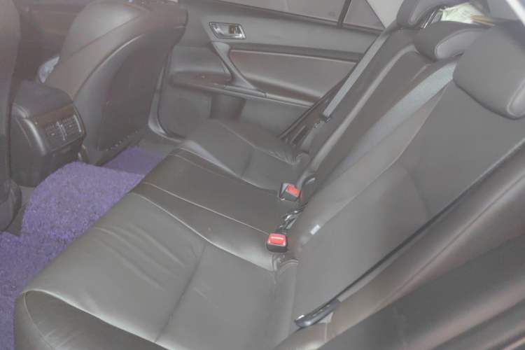 Used Toyota Reiz 2013 2.5V Elite Edition Left Rear Seat