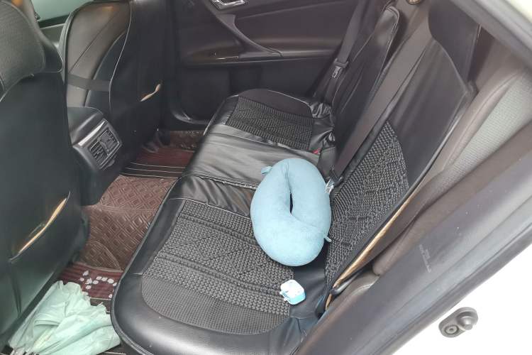 Used Toyota Reiz 2013 2.5V Elite Edition Left Rear Seat