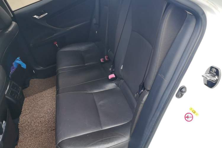 Used Toyota Reiz 2013 2.5V Elite Edition Left Rear Seat