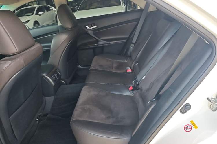 Used Toyota Reiz 2013 2.5V Shangrui Edition Left Rear Seat