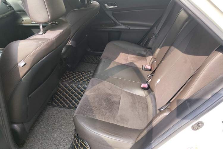 Used Toyota Reiz 2013 2.5V Shangrui Edition Left Rear Seat