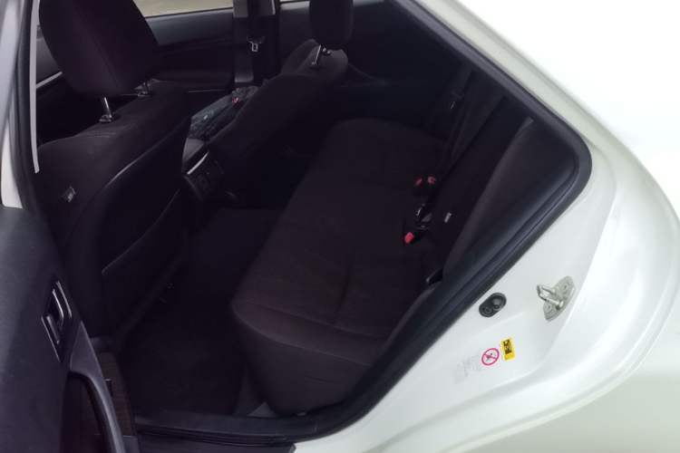 Used Toyota Reiz 2013 2.5S Elite Edition Left Rear Seat