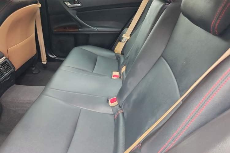 Used Toyota Reiz 2013 2.5S Elite Edition Left Rear Seat