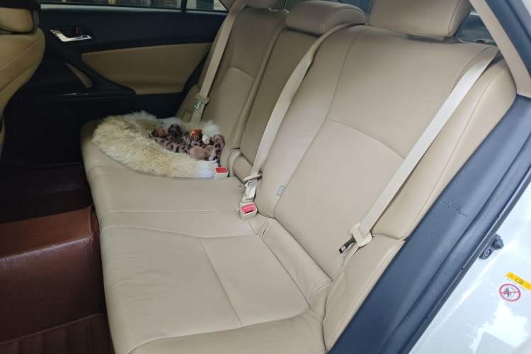 Used Toyota Reiz 2013 2.5V Elite Edition Left Rear Seat