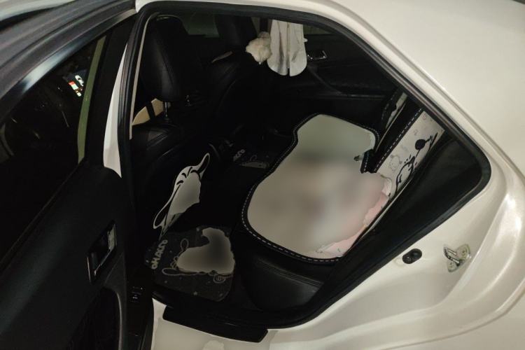 Used Toyota Reiz 2013 2.5S Elite Edition Left Rear Seat