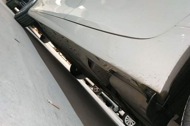 Used Toyota Reiz 2013 2.5V Elite Edition Left Side Sill