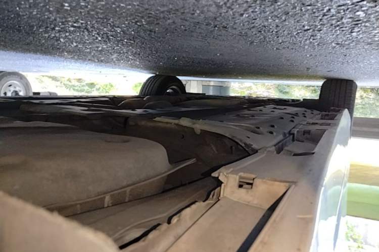 Used Toyota Reiz 2013 2.5V Elite Edition Left Side Sill