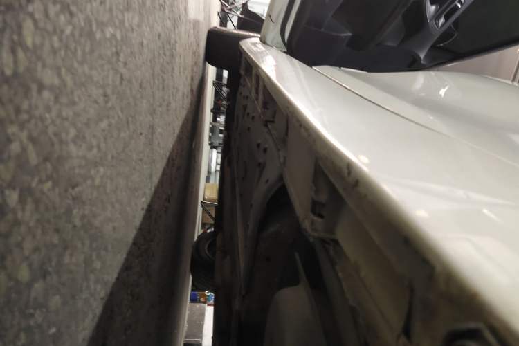 Used Toyota Reiz 2013 2.5V Elite Edition Left Side Sill