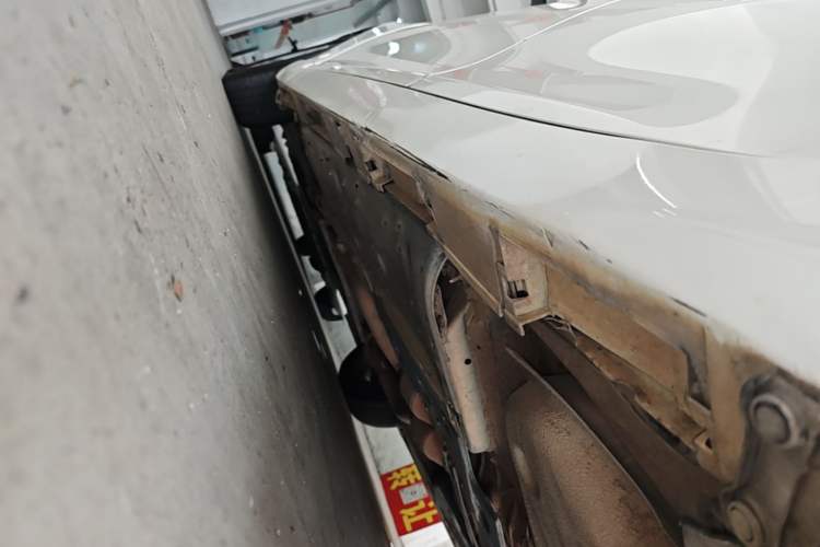 Used Toyota Reiz 2013 2.5V Elite Edition Left Side Sill