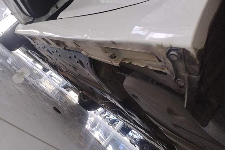 Used Toyota Reiz 2013 2.5S Elite Edition Left Side Sill