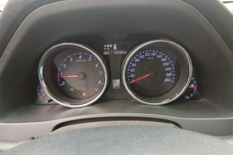 Used Toyota Reiz 2013 2.5V Shangrui Edition Odometer Close Up