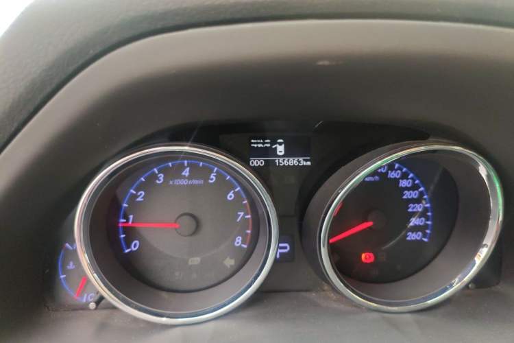 Used Toyota Reiz 2013 2.5S Elite Edition Odometer Close Up