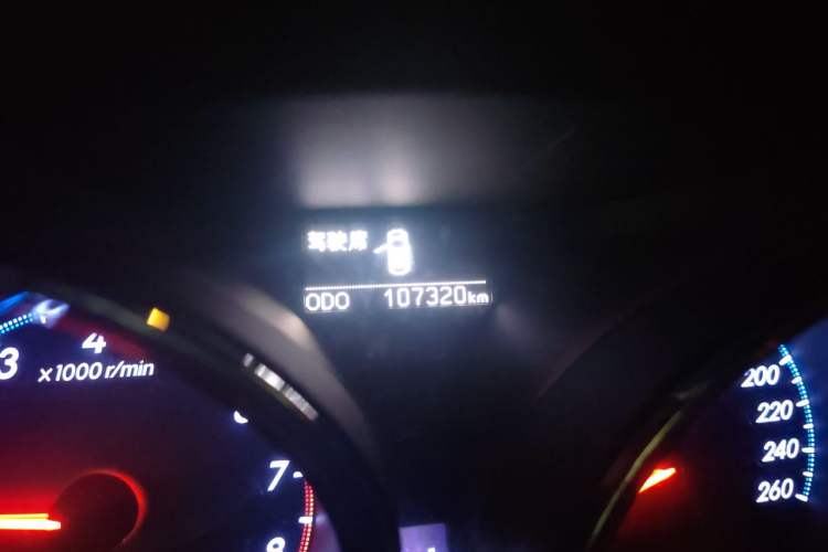 Used Toyota Reiz 2013 2.5V Shangrui Navigation Edition Odometer Close Up