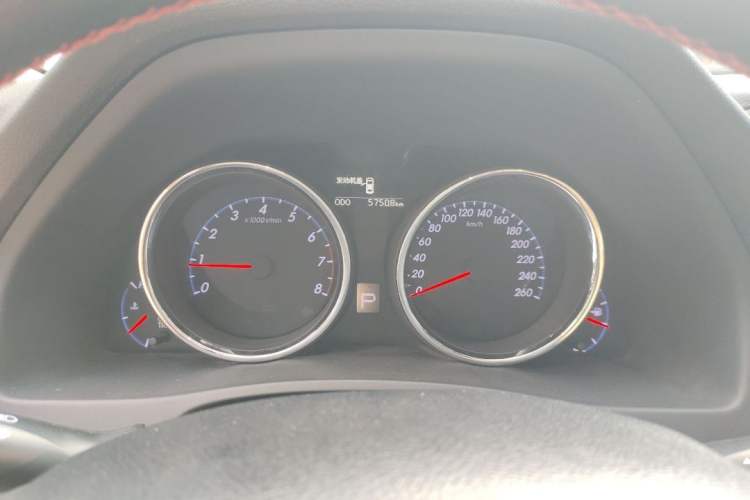 Used Toyota Reiz 2013 2.5S Elite Edition Odometer Close Up
