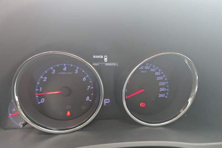 Used Toyota Reiz 2013 2.5S Elite Edition Odometer Close Up