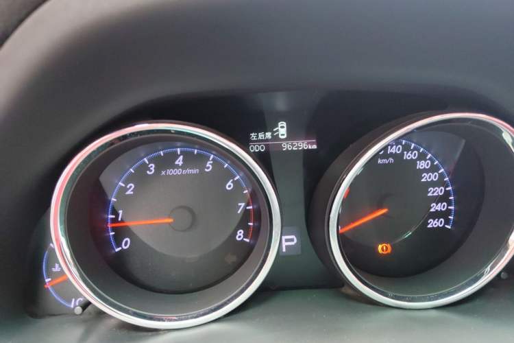 Used Toyota Reiz 2013 2.5S Elite Edition Odometer Close Up