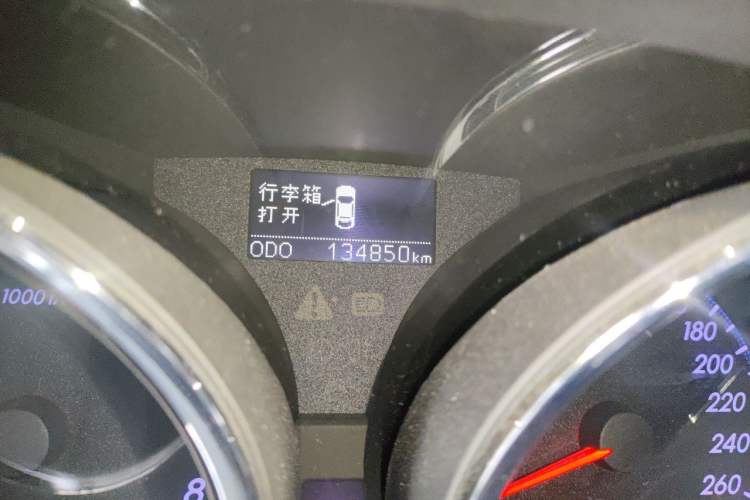 Used Toyota Reiz 2013 2.5V Shangrui Edition Odometer Close Up