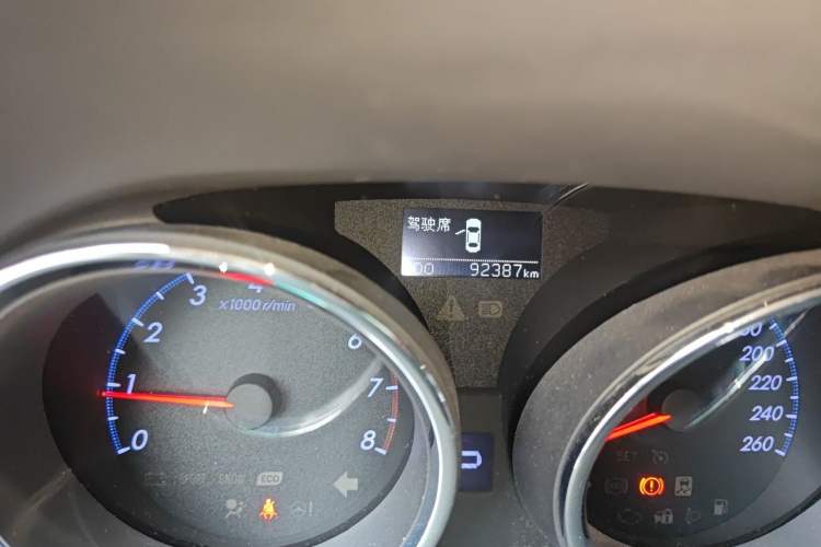 Used Toyota Reiz 2013 2.5V Shangrui Edition Odometer Close Up