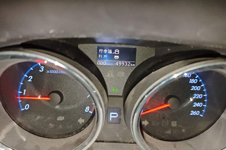 Used Toyota Reiz 2013 2.5V Shangrui Edition Odometer Close Up