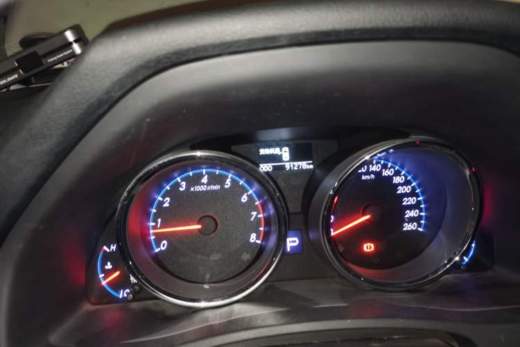 Used Toyota Reiz 2013 2.5S Elite Edition Odometer Close Up