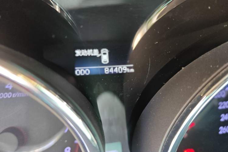 Used Toyota Reiz 2013 2.5V Shangrui Edition Odometer Close Up