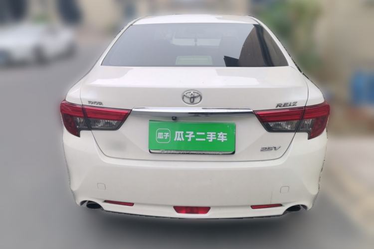 Used Toyota Reiz 2013 2.5V Elite Edition Rear