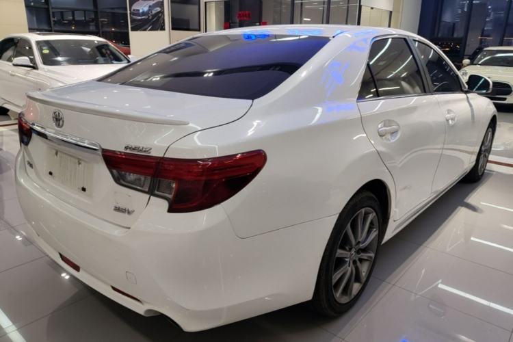 Used Toyota Reiz 2013 2.5V Shangrui Edition Rear Right 45 Deg